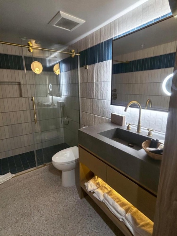 Huntington Beach Inn image 29